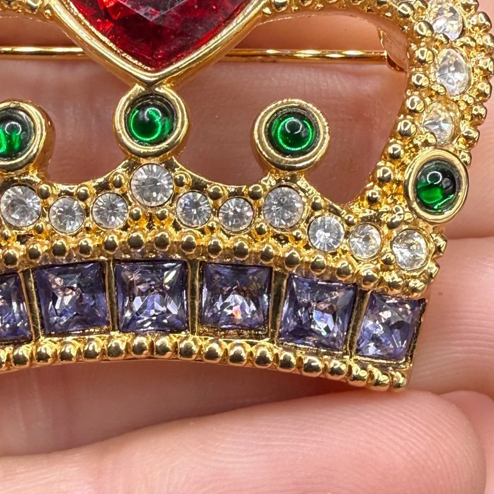 Vintage Swarovski Crown Brooch Gold Tone Heart Green Purple